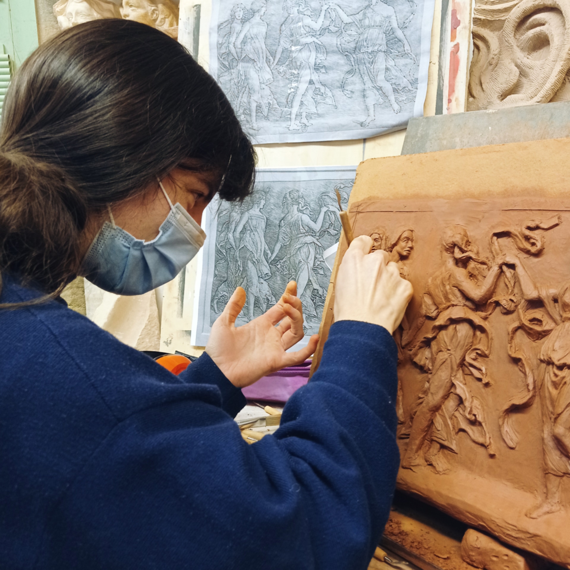 Bas-relief en argile d'après une gravure d'Andrea Mantegna 15ème siècle